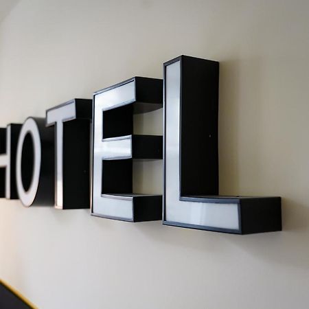 Le Tonnelier Hotel Bulle Exterior foto